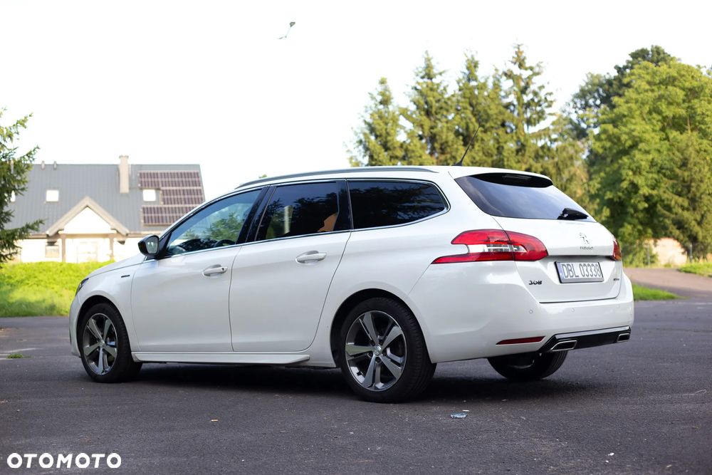 Peugeot 308 BlueHDi 130 EAT8 Stop & Start GT - 10