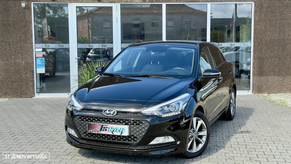 Hyundai i20 1.1 CRDi Comfort+Pack Look+JLL16 - 1