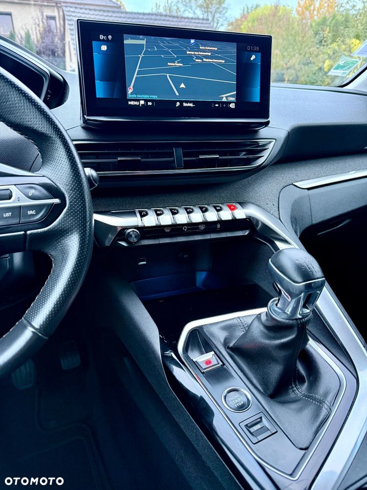 Peugeot 3008 1.2 PureTech GPF Allure S&S - 19