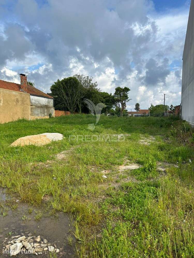 Terreno urbano com 815 m² e 17,20 metros de frente em Oliveirinha –... - Grande imagem: 3/3