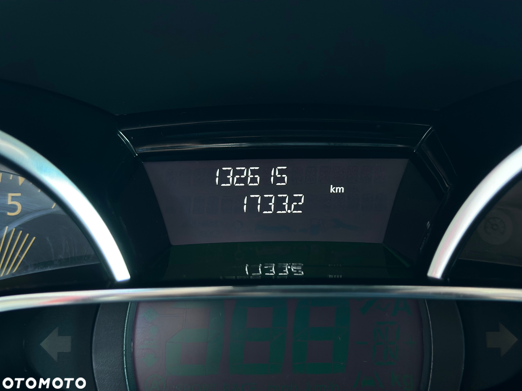 Renault Clio (Energy) dCi 90 EDC Bose Edition - 8