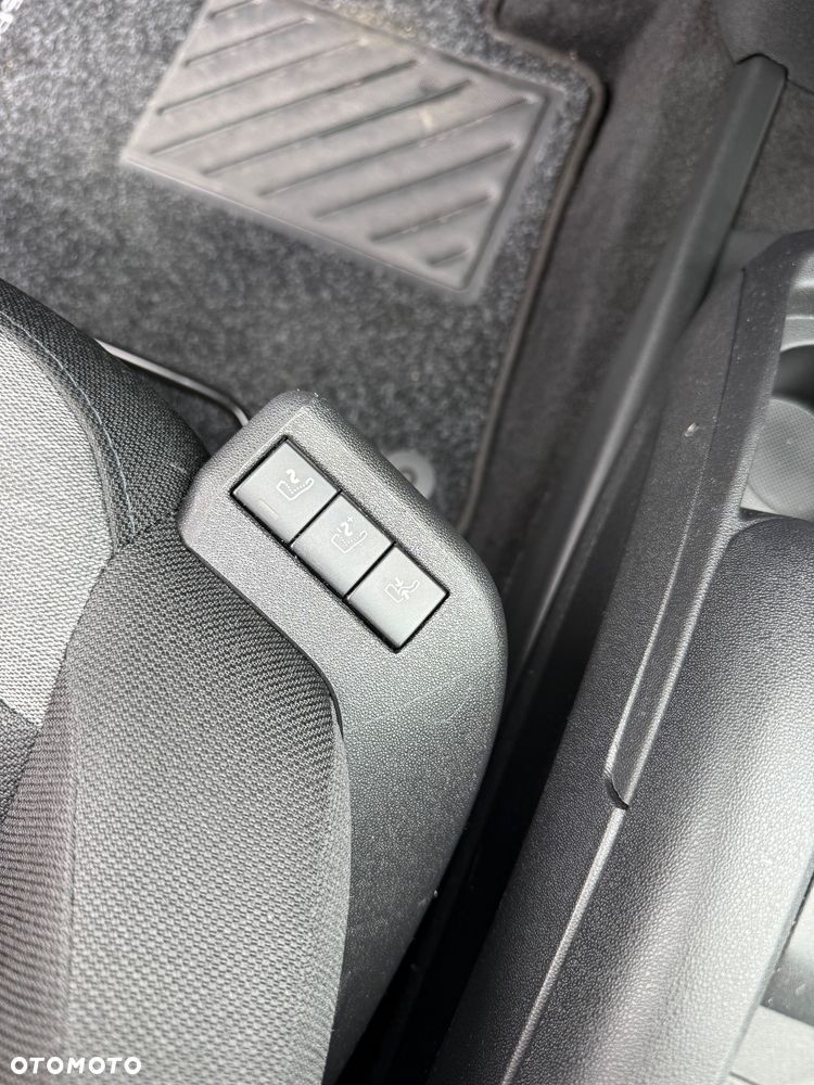 Citroën C4 SpaceTourer Grand 1.5 BlueHDi Feel S&S EAT8 - 19