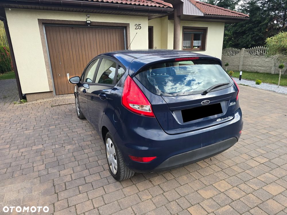 Ford Fiesta 2009 photo 3