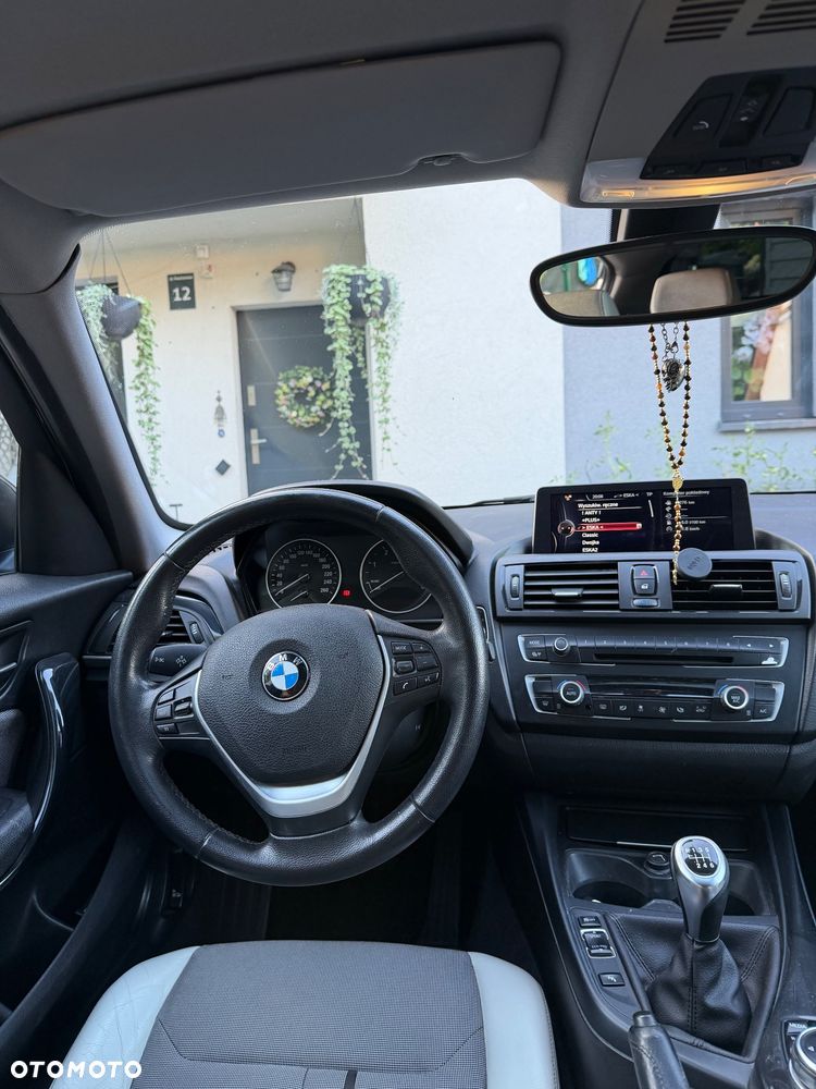 BMW Seria 1 120d xDrive Urban Line - 12