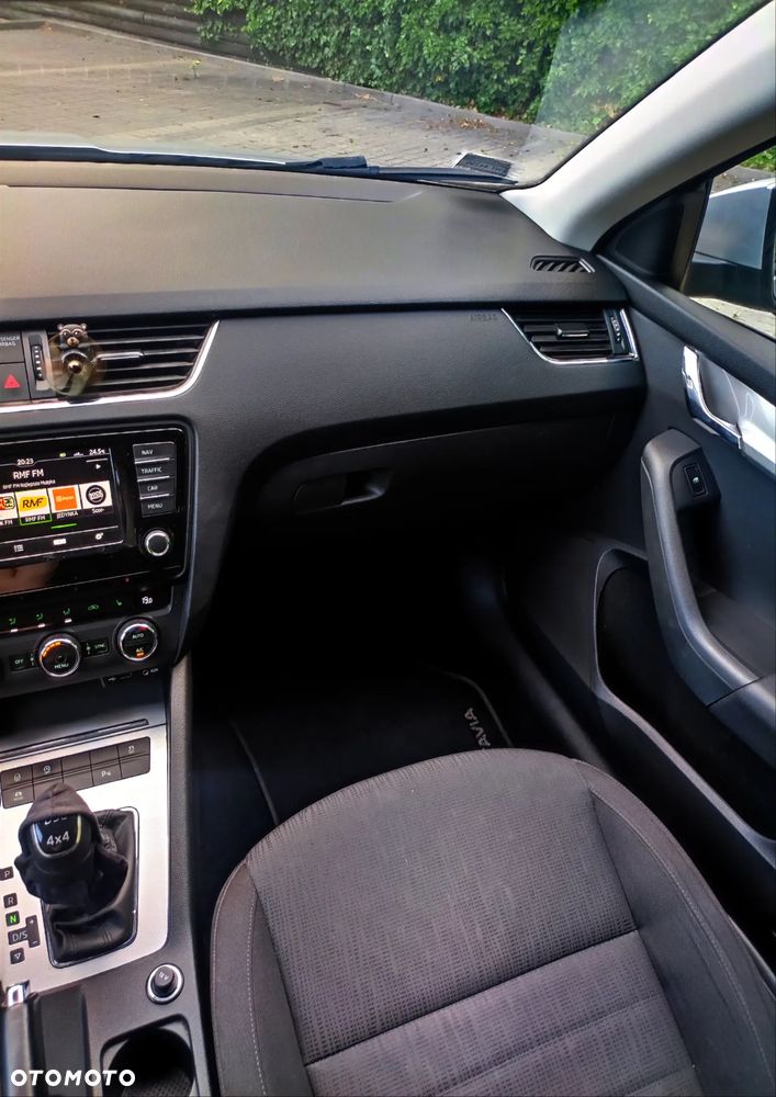Skoda Octavia 2.0 TDI 4x4 Style DSG - 17