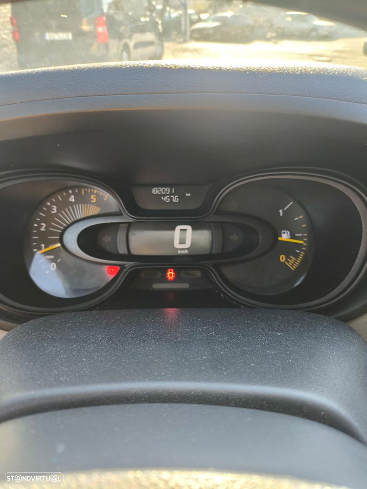 Renault Trafic 1.6 dCi L1H1 1.2T SS - 16