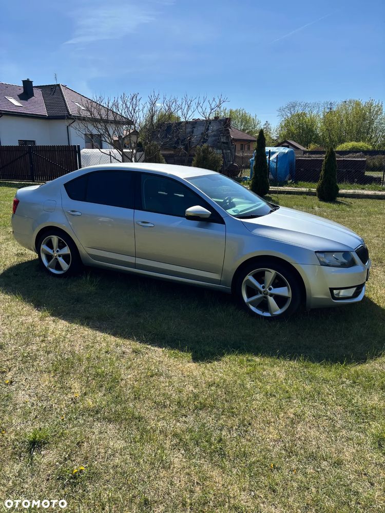 Skoda Octavia 1.6 TDI Active - 2