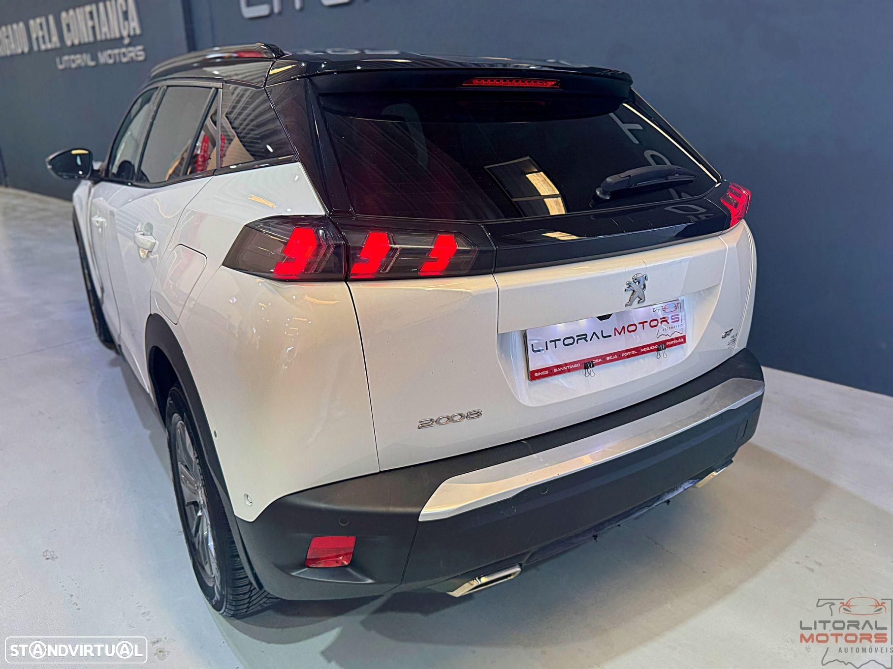 Peugeot 2008 PureTech 155 EAT8 GT - 9