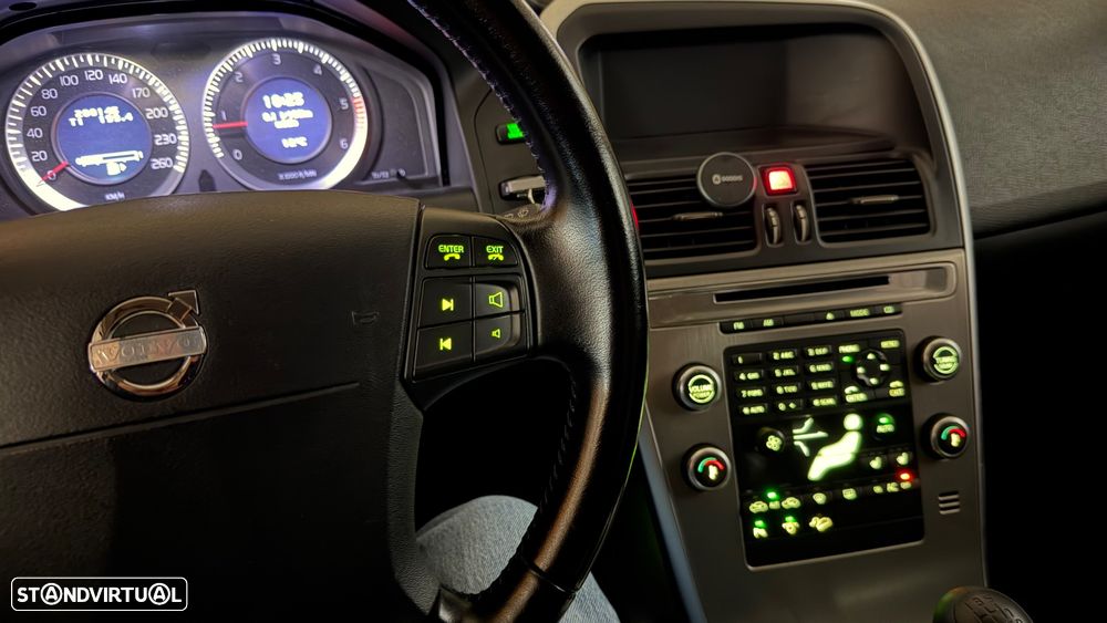 Volvo XC 60 D5 Summum - 13