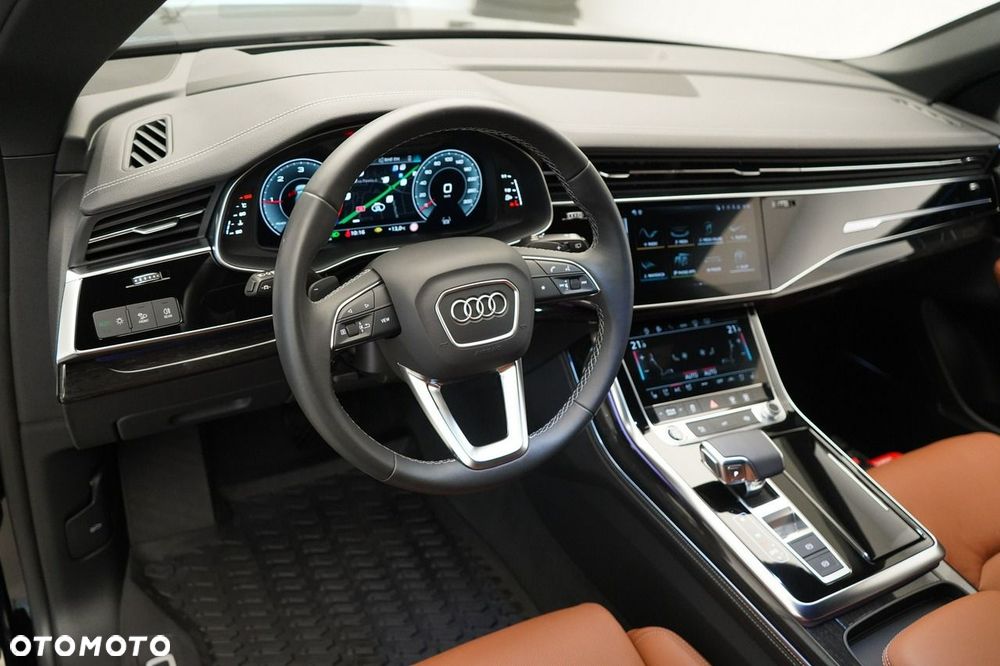 Audi Q8 - 20
