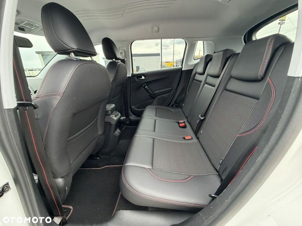 Peugeot 2008 PureTech 110 Stop&Start GT-Line Edition - 33