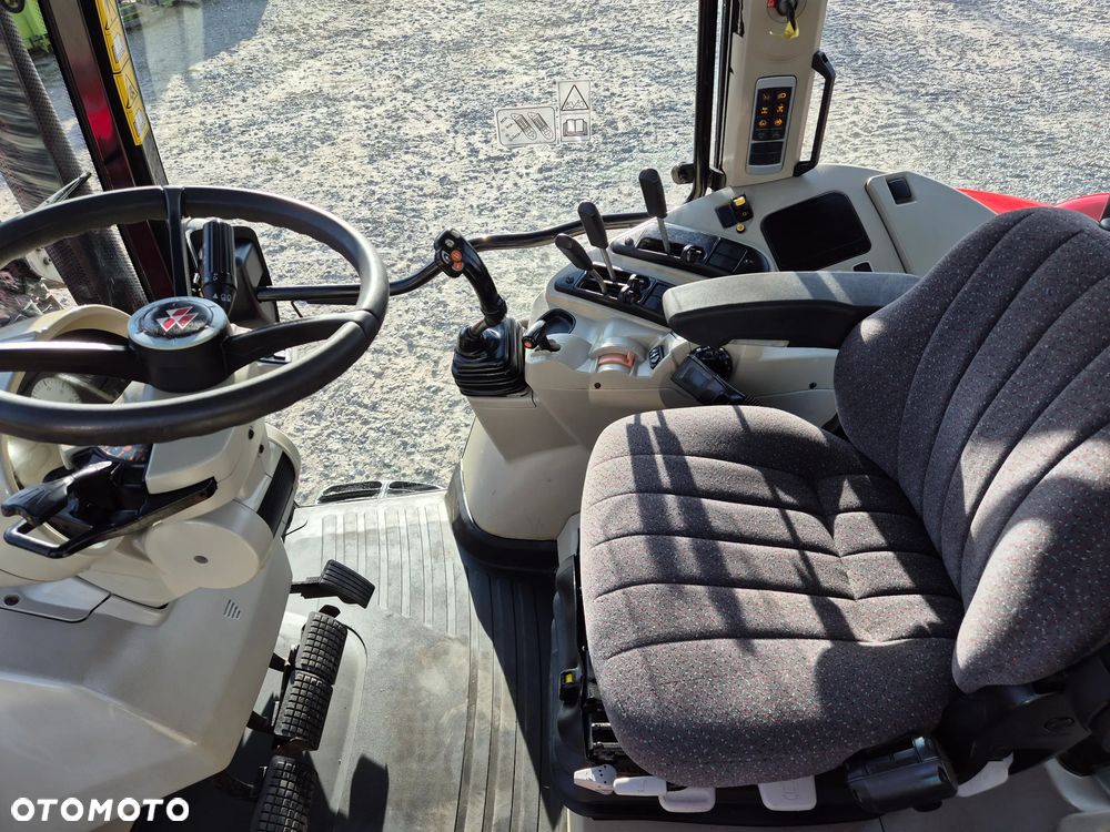 Massey Ferguson 5610 - 11
