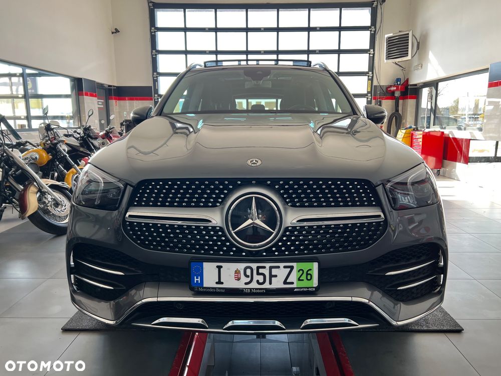 Mercedes-Benz GLE 300 d 4Matic 9G-TRONIC AMG Line - 11