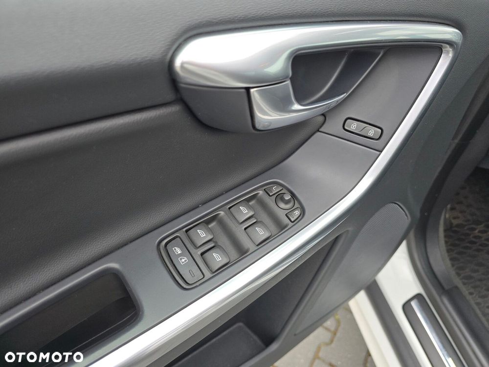 Volvo XC 60 - 21