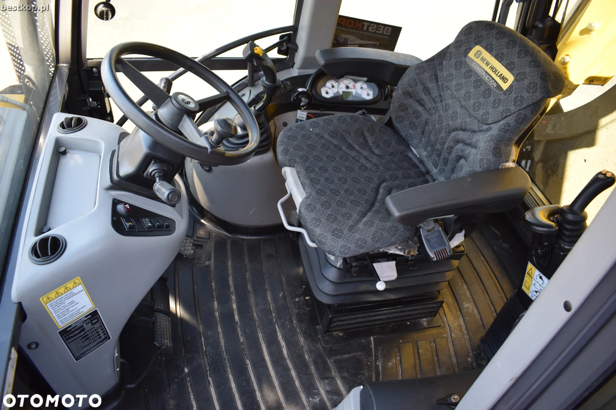 New Holland B110C - 22