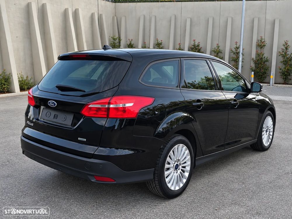 Ford Focus - 4