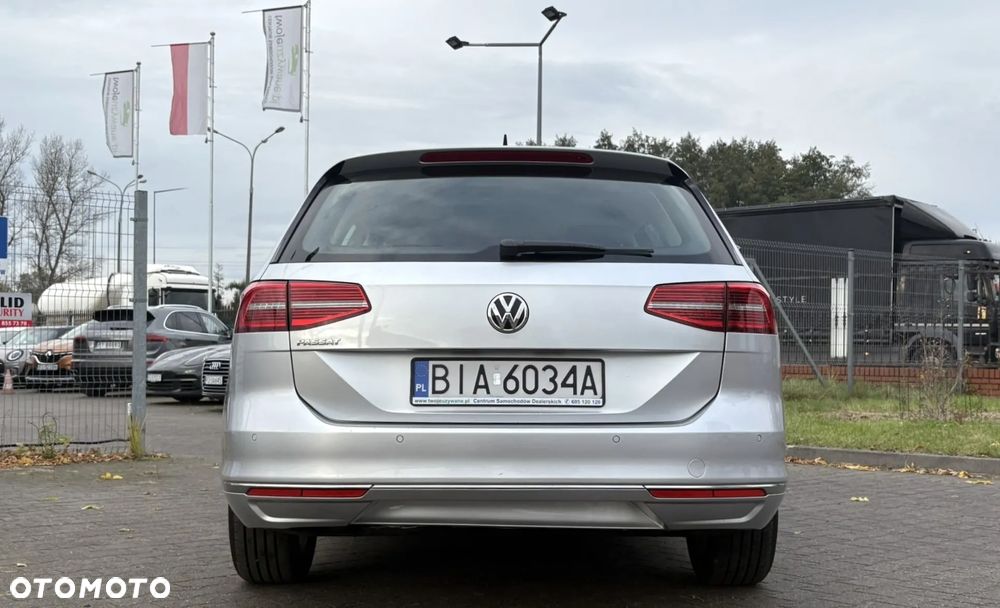 Volkswagen Passat 2.0 TDI SCR Highline - 8
