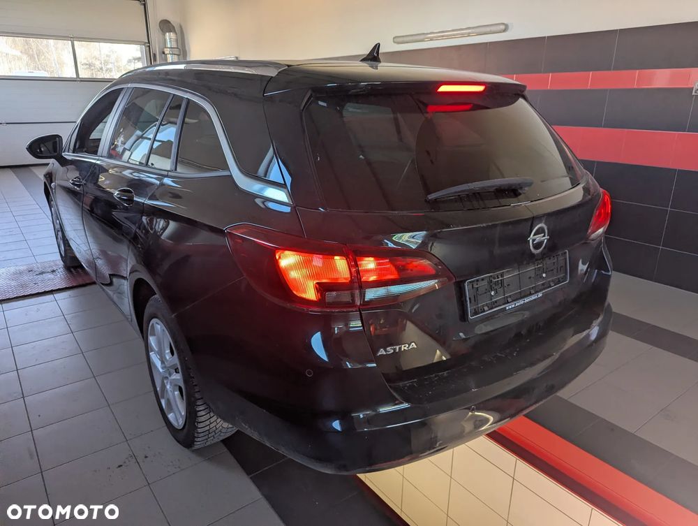 Opel Astra 1.4 Turbo Start/Stop 120 Jahre - 14