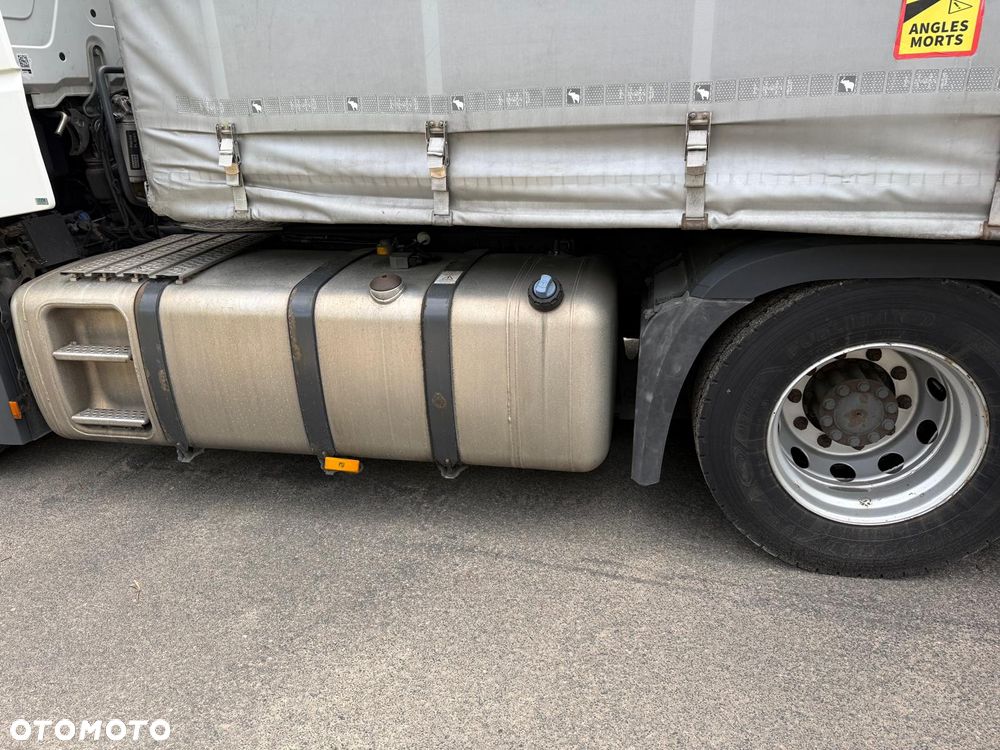 Mercedes-Benz ACTROS - 5