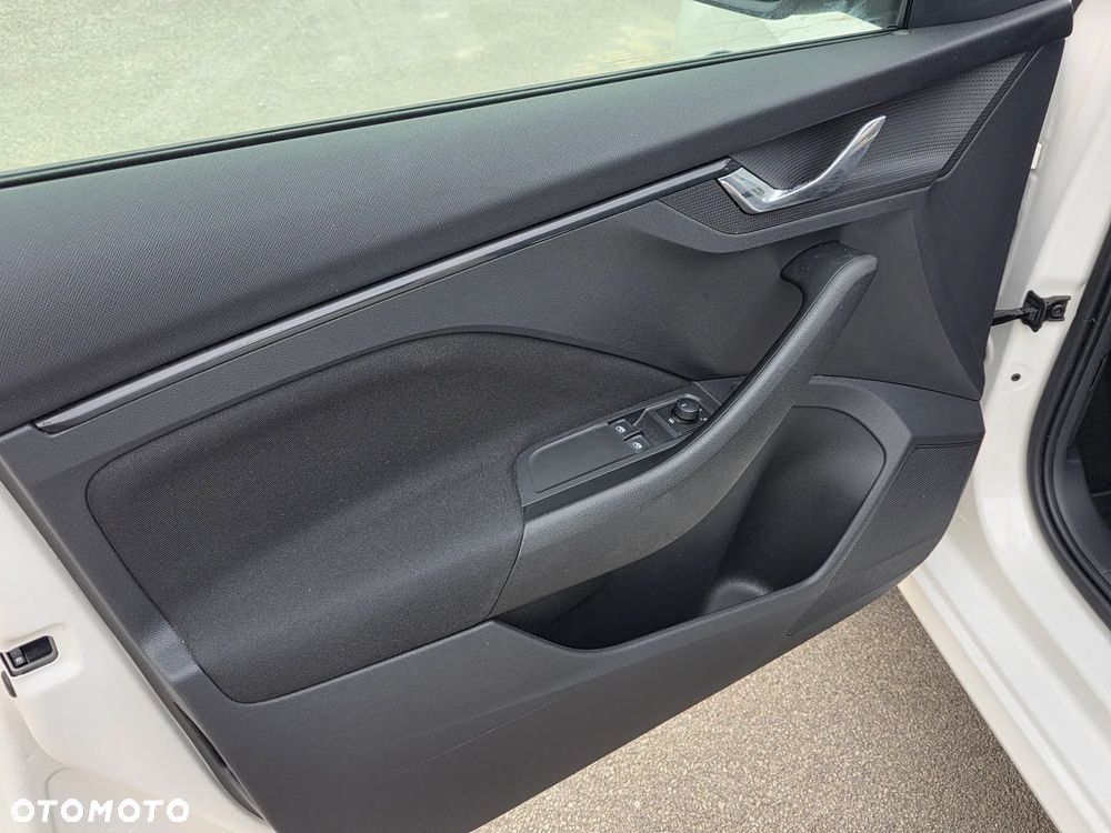 Skoda Kamiq 1.0 TSI DSG Ambition - 11