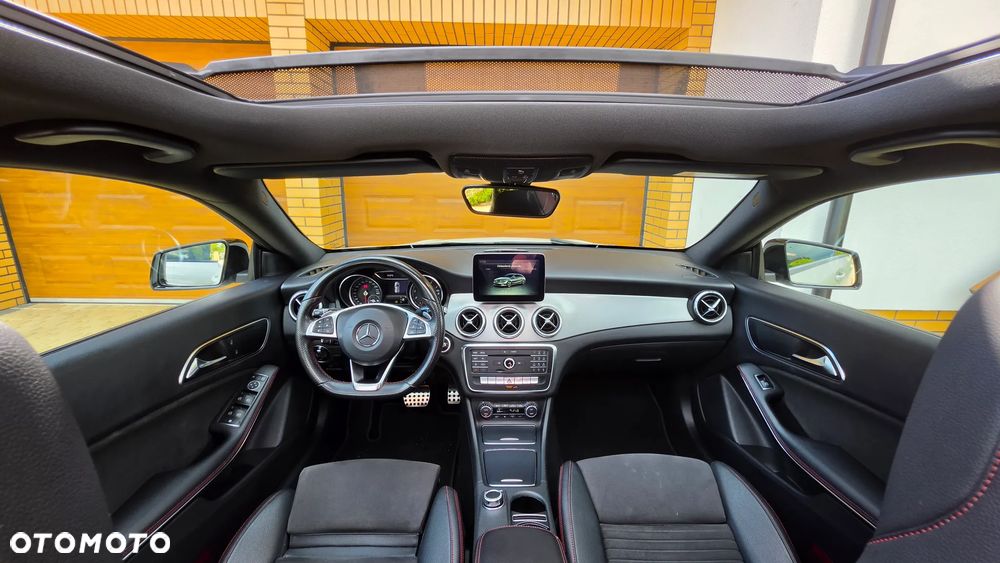 Mercedes-Benz CLA 200 7G-DCT AMG Line - 5