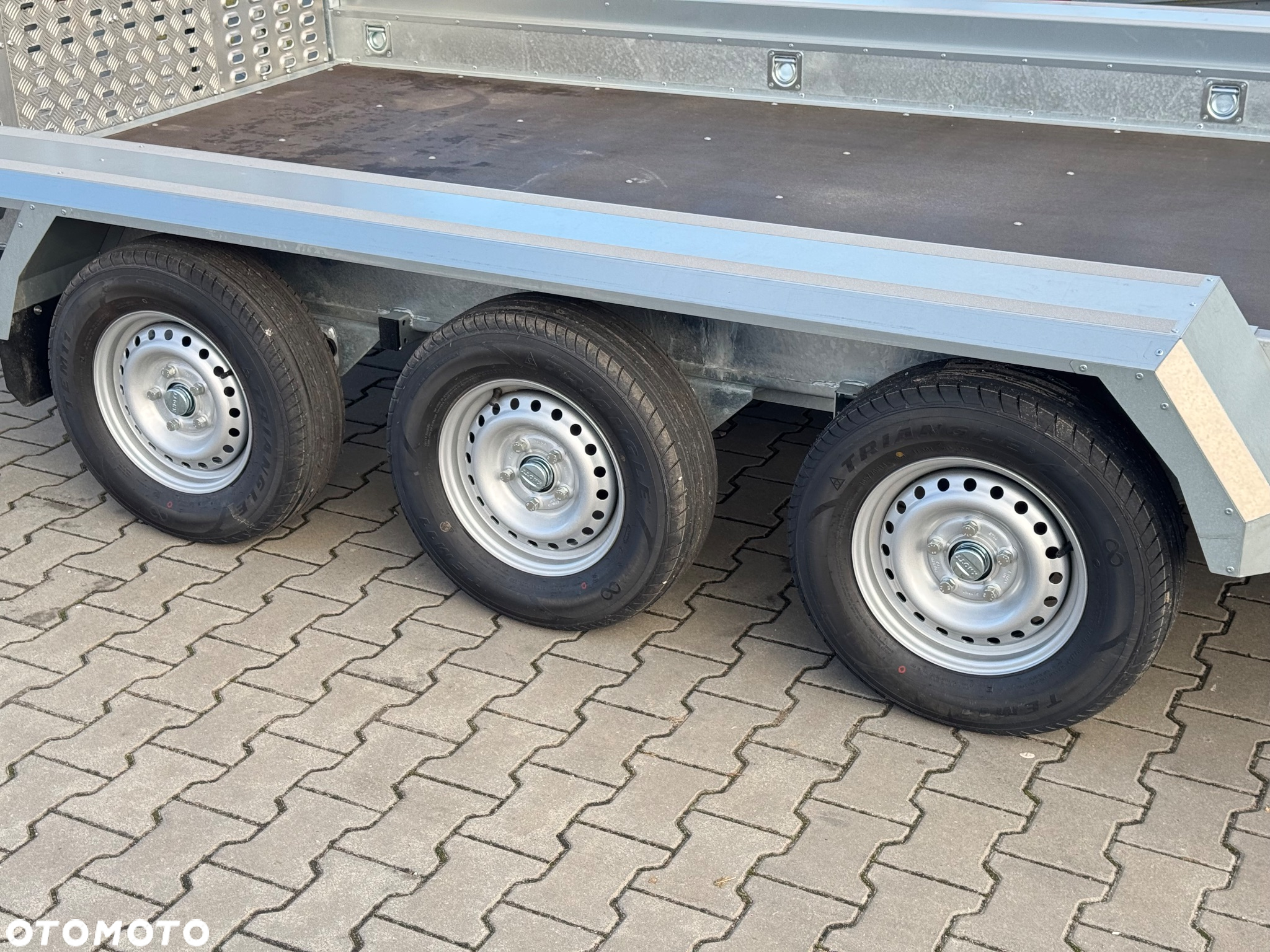 Lorries TPM35-4017 402x175 cm DMC 3500kg przyczepa 3 osiowa pod koparkę budowlanka - 33