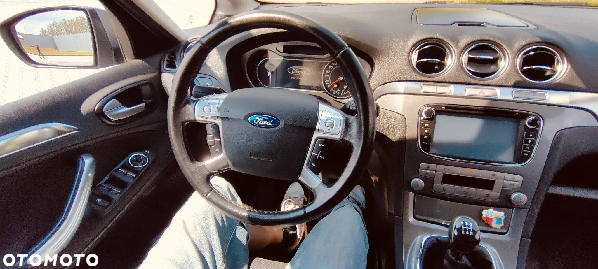 Ford S-Max - 12