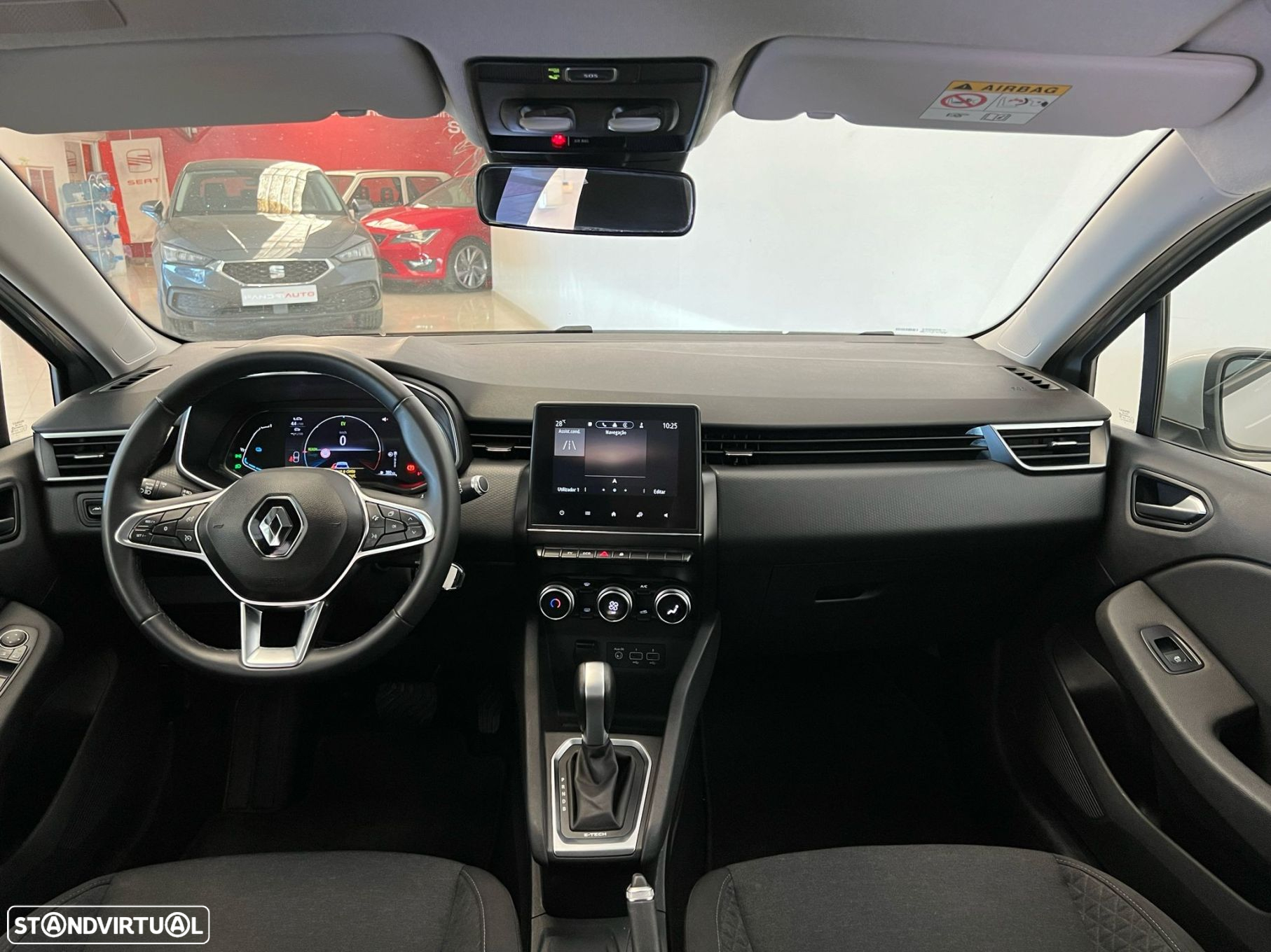 Renault Clio 1.6 E-Tech Full Hybrid Engineered - 33