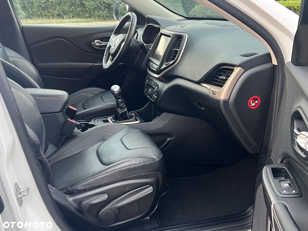 Jeep Cherokee 2.0 Multijet Limited - 32