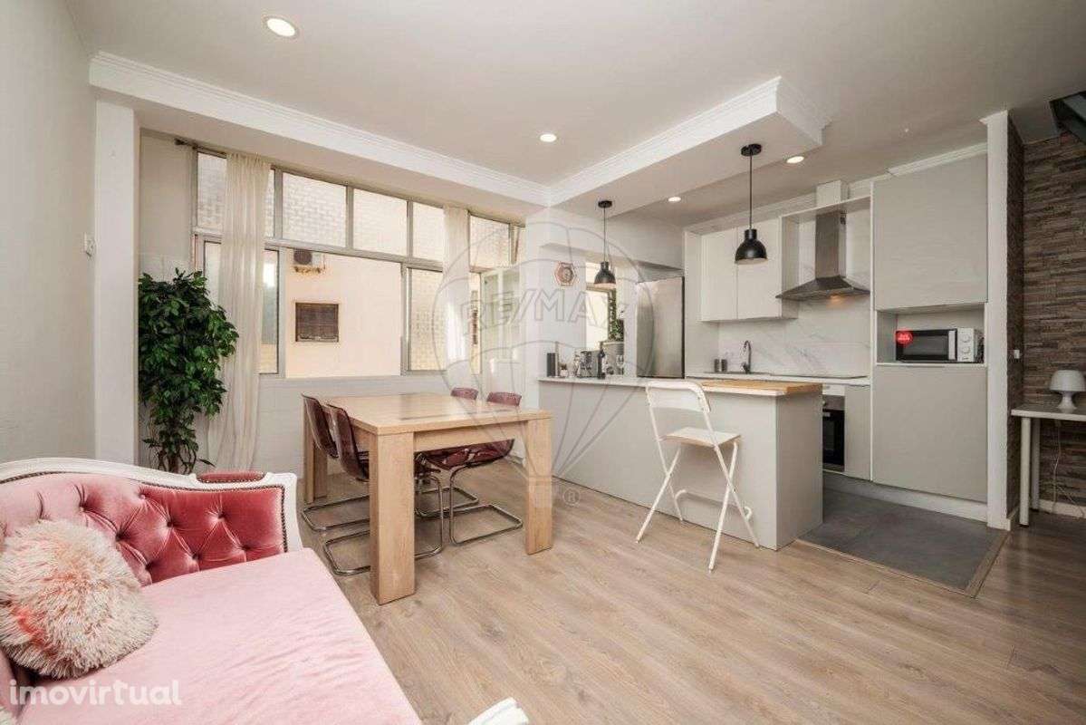 Apartamento T1 para venda - Grande imagem: 2/38