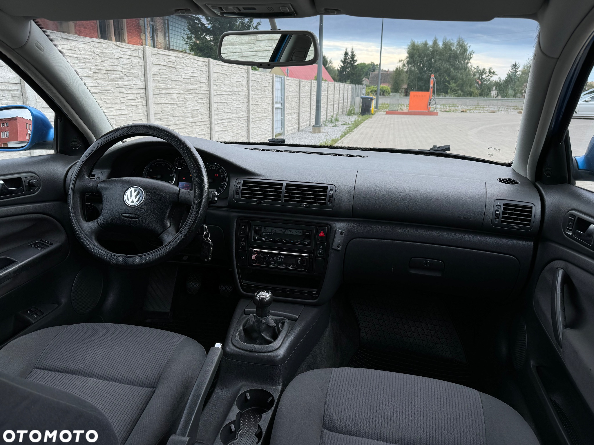 Volkswagen Passat 1.6 Comfortline - 7