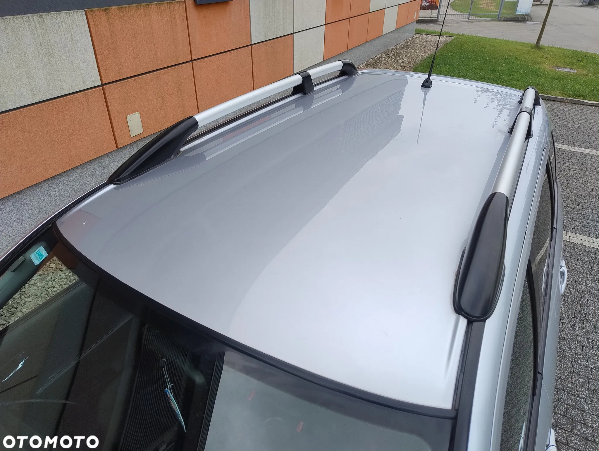 Mitsubishi Outlander 2.4 Automatik Dakar - 7