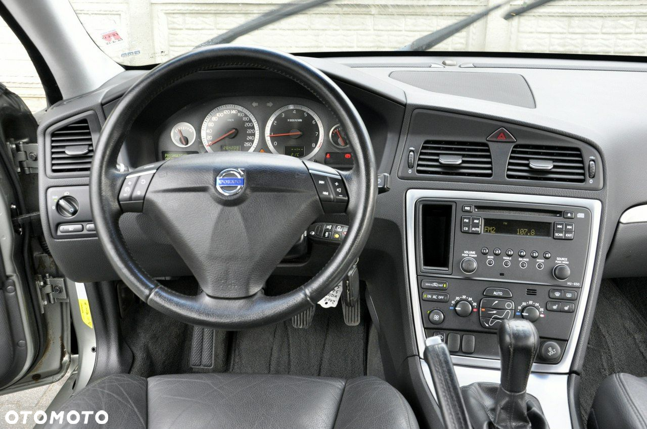 Volvo S60 2.4 Momentum - 34