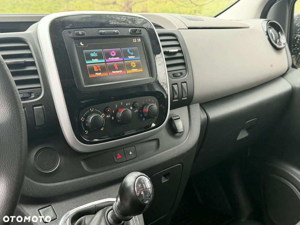 Renault Trafic - 12