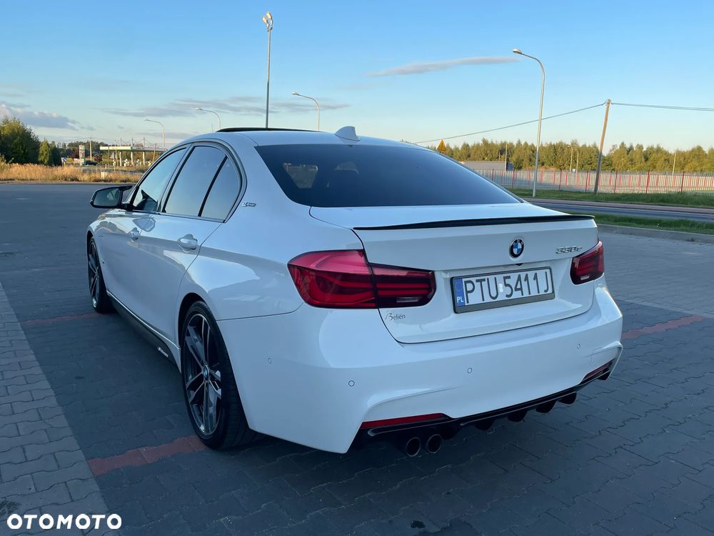 BMW Seria 3 330e iPerformance M Sport Shadow - 4