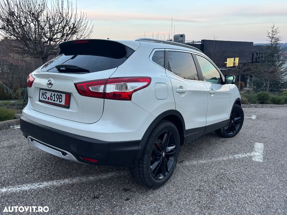 Nissan Qashqai 1.6 DCI TEKNA+ - 14