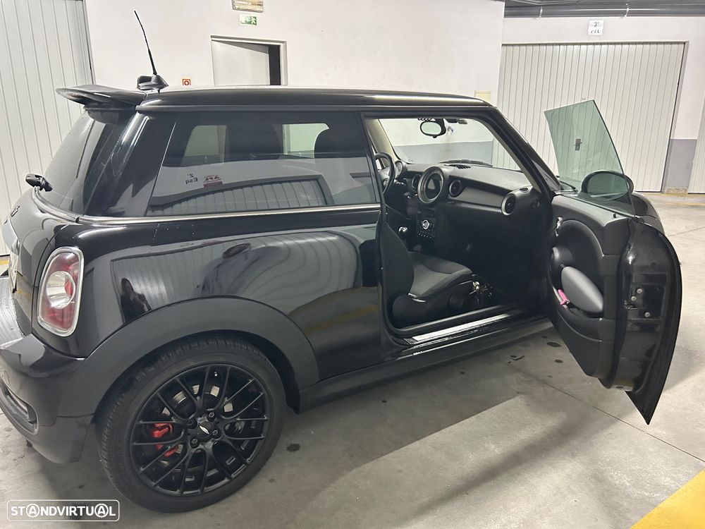 MINI 3 Portas One D - 14