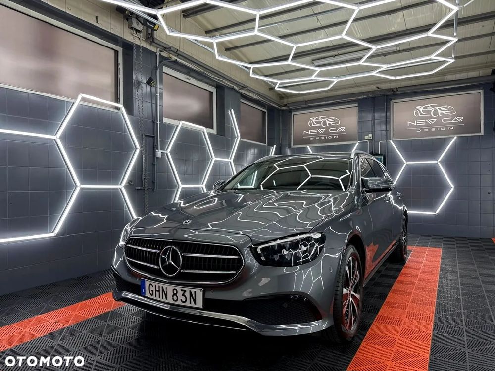 Mercedes-Benz Klasa E 300 de 4Matic 9G-TRONIC Avantgarde - 4