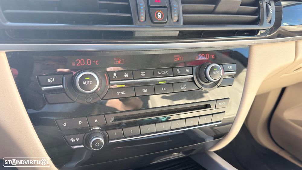 BMW X5 25 d sDrive Comfort 7L - 28
