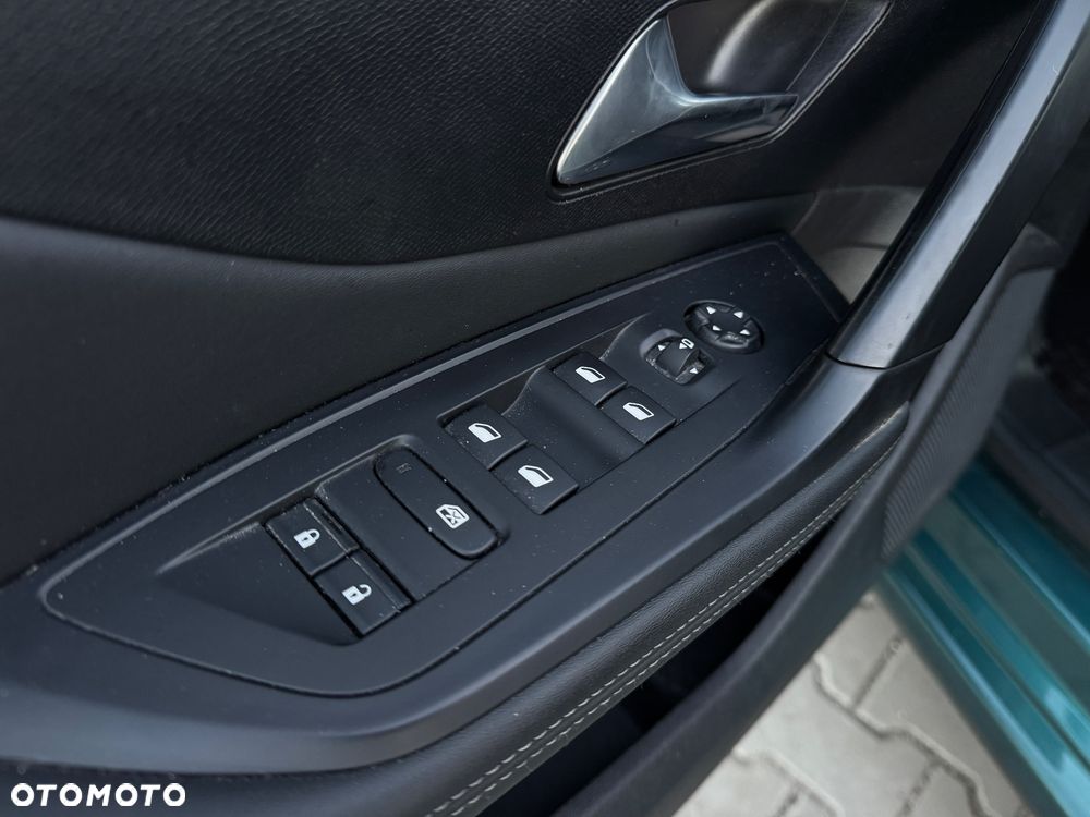 Peugeot 308 1.5 BlueHDi Allure S&S EAT8 - 25