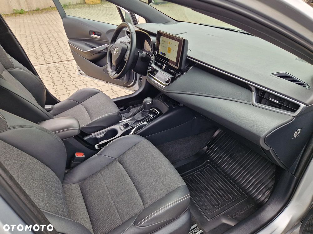 Toyota Corolla 1.8 Comfort - 27