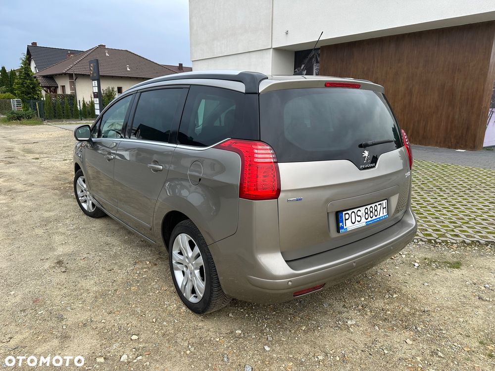 Peugeot 5008 - 6