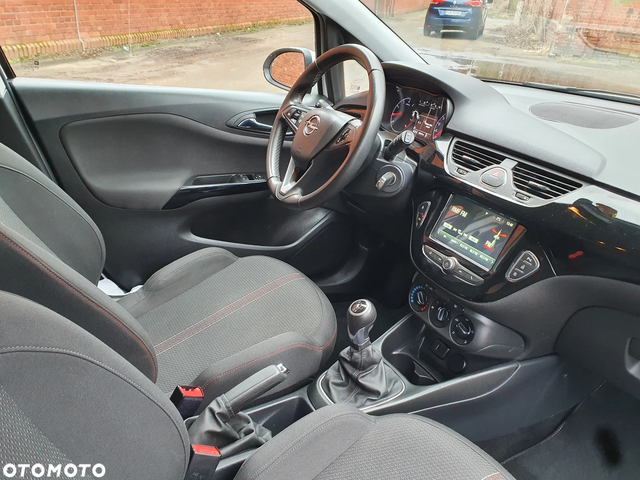 Opel Corsa 1.4 Cosmo - 9