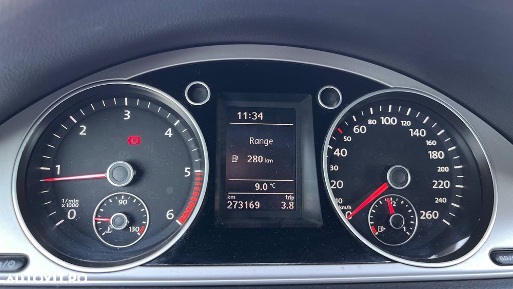 Volkswagen Passat 2.0 TDI BlueMotion Tehnology Highline - 16