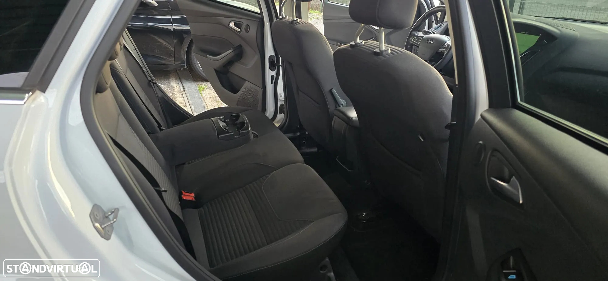Ford Focus SW 1.5 TDCi Titanium - 21