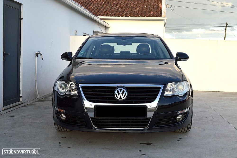 VW Passat 2.0 TDI Trendline BlueMotion - 7