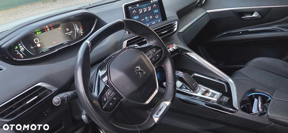 Peugeot 3008 - 24