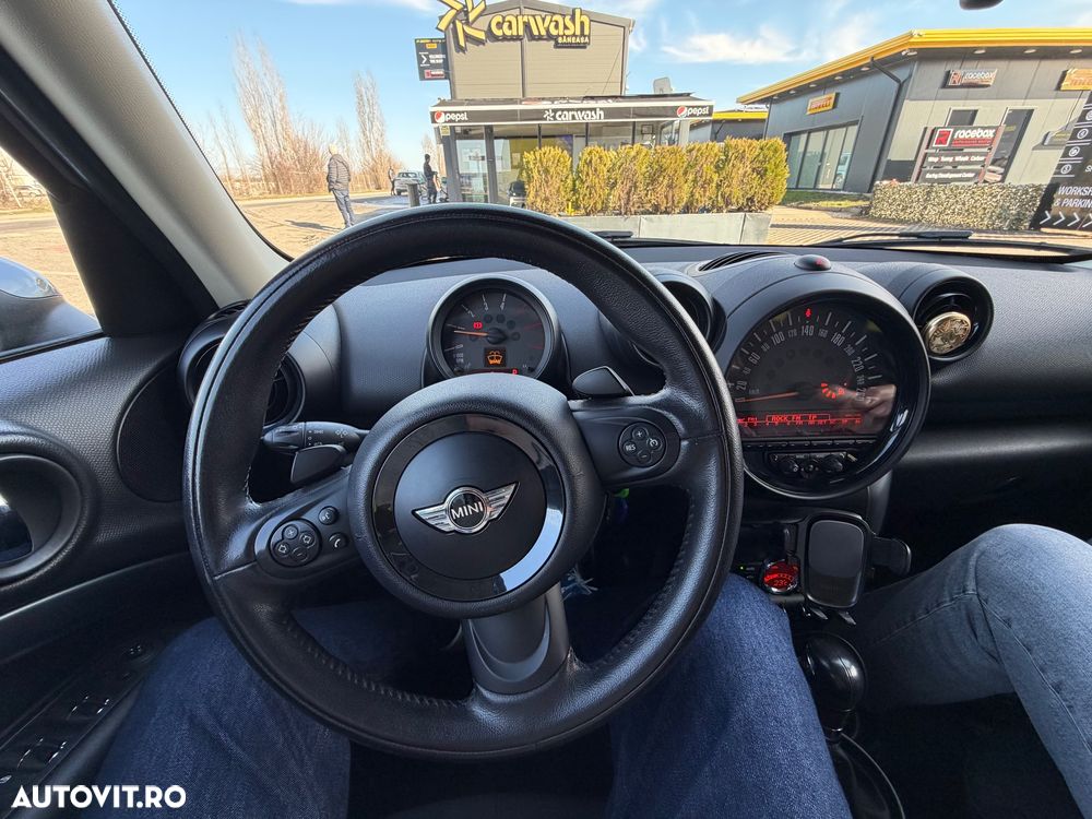 Mini Countryman - 12