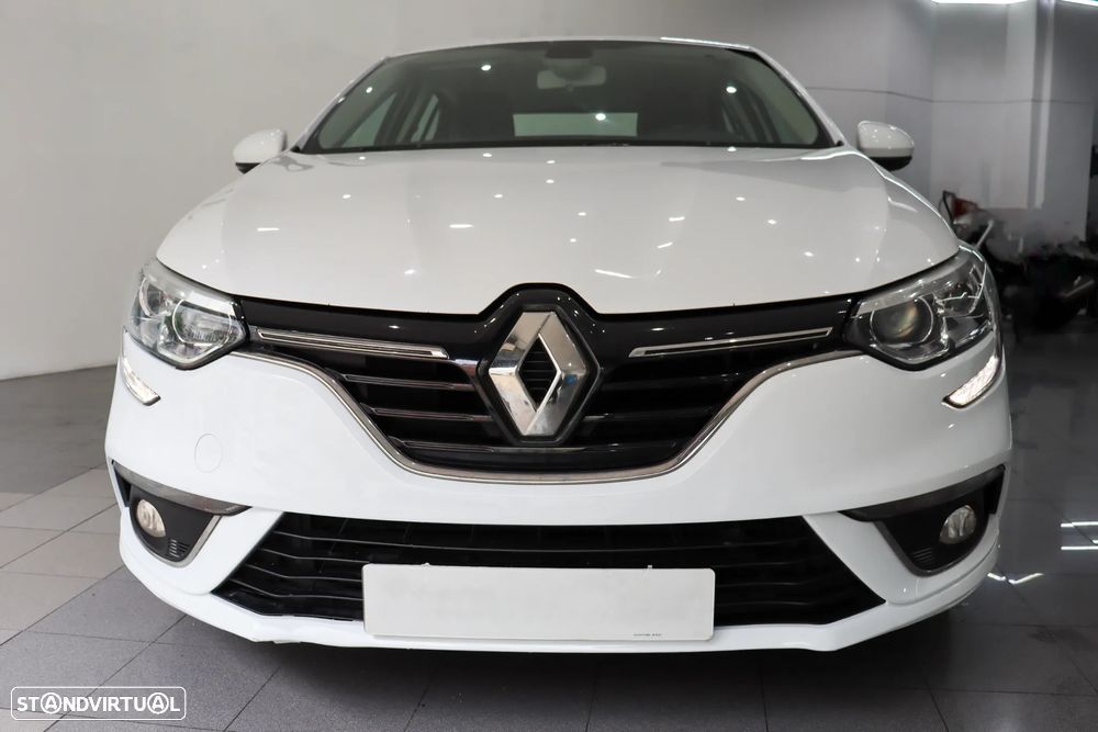 Renault MEGANE 4 - 18