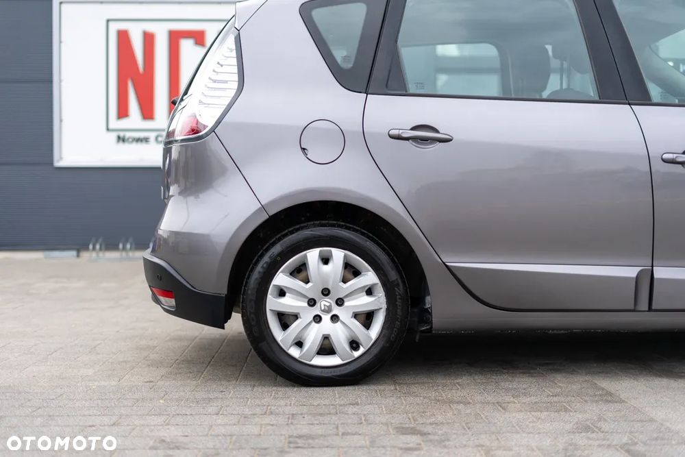 Renault Scenic 1.5dCi TomTom Edition - 16